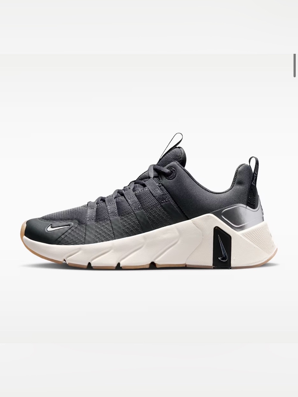 Nike Free Metcon 7 in Black and White